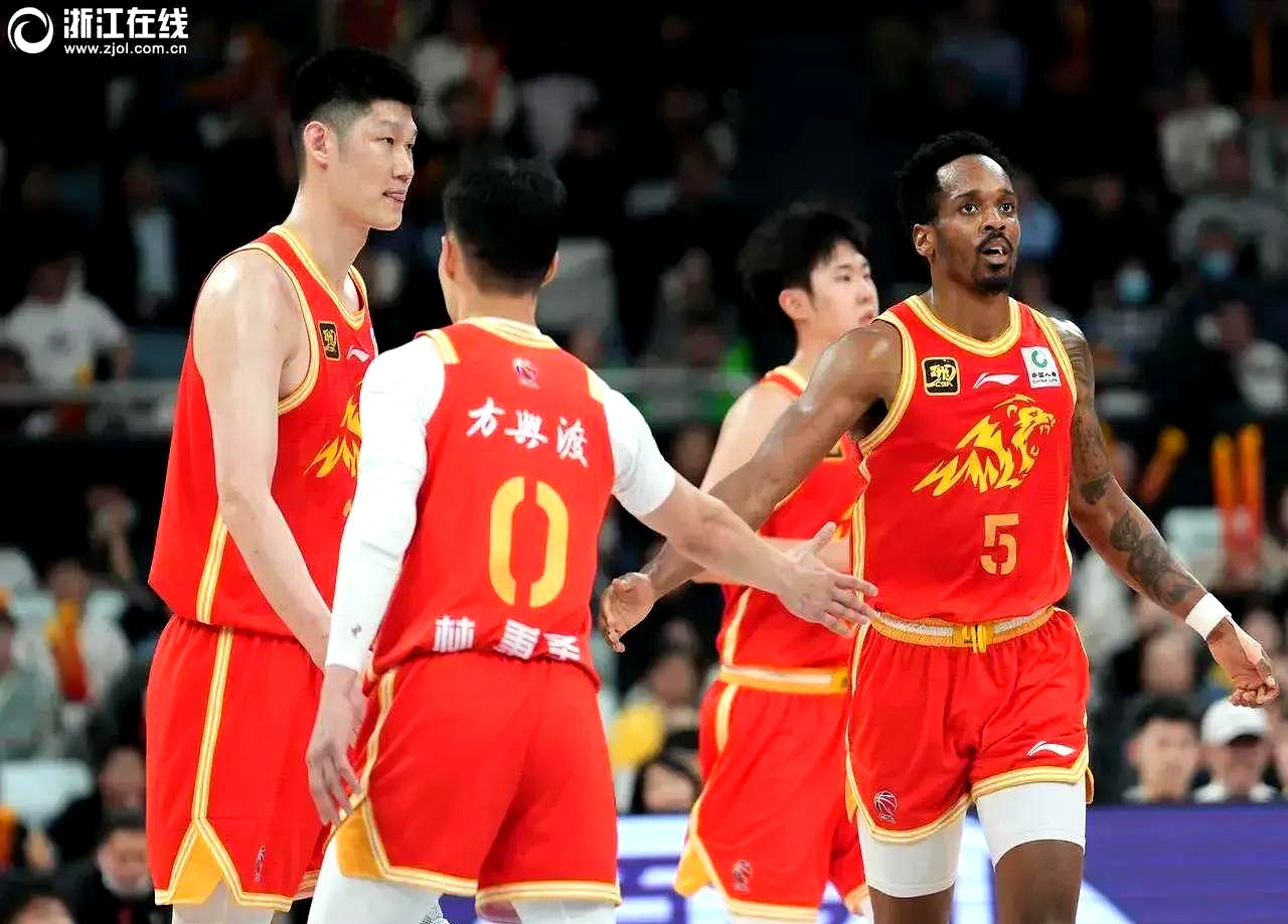 开云登录入口-包含风云突变广厦男篮今晨止住颓势，法国杯版图或变，气氛紧张，数据趋势出现新变化的词条