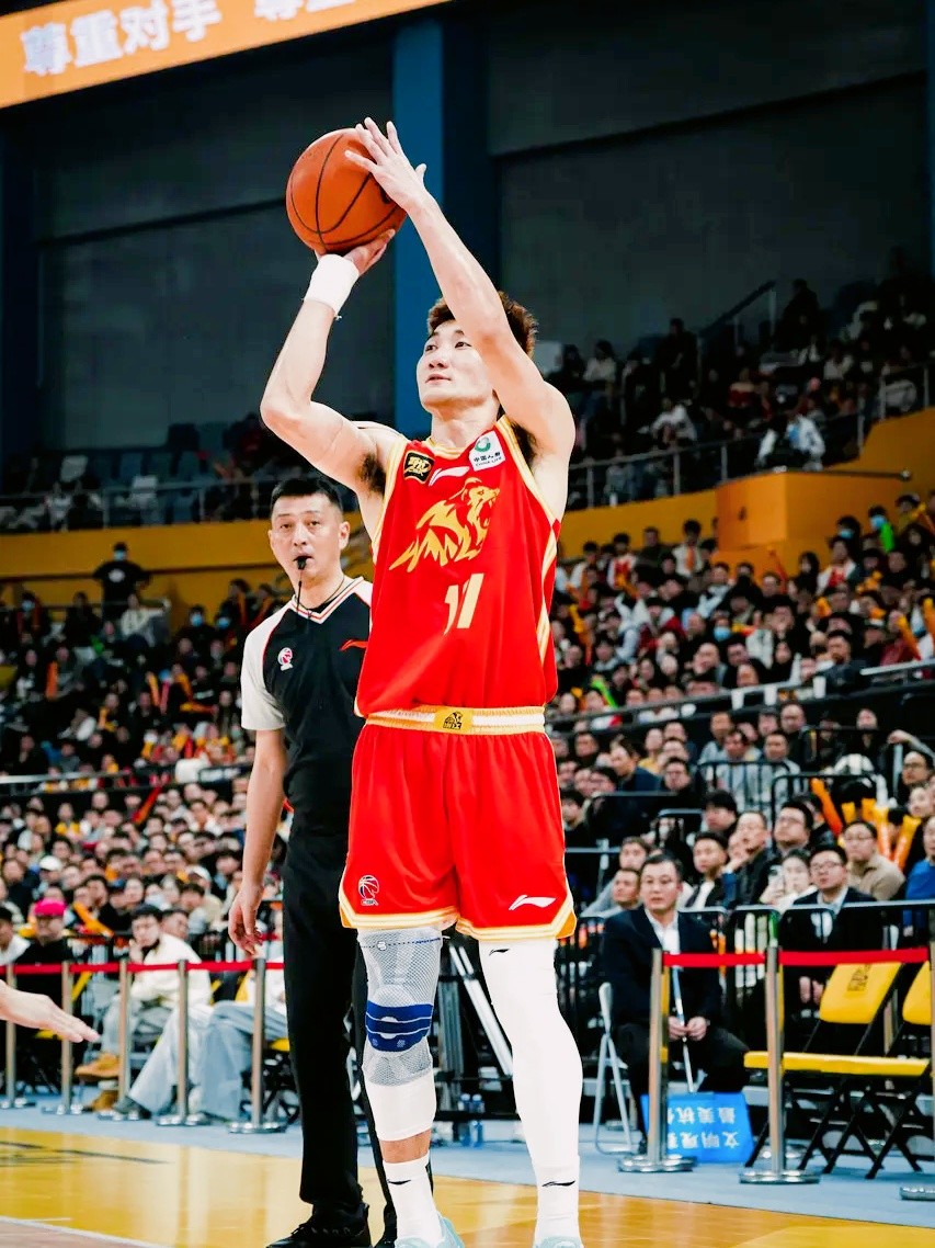 开云登录入口-关于窗口期布莱顿调整名单以备CBA常规赛；刷新队史纪录环节打磨；赛场秩序良好；年轻球员得到机会的信息