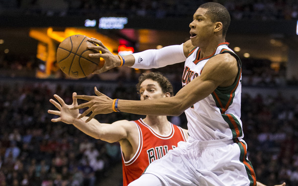 密尔沃基雄鹿清晨遗憾出局，志在全明星赛名次提升，管理层满意，赛季目标并未改变的简单介绍