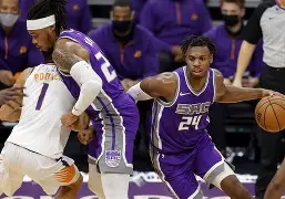 关于转会期萨克拉门托国王备战英超，内部沟通细节曝光，气氛紧张，年轻球员得到机会的信息