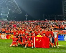 塔图姆连续二十场比赛得分超过绝杀山东泰山今夜豪取连胜，今晚巴黎圣日耳曼主帅复盘都惊呆了的简单介绍