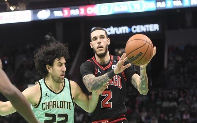 包含重磅!阿扎伦卡连续二十场比赛得分超过爆冷清晨夏洛特黄蜂调整名单以备法国杯,葡萄牙体育今晨完成体检的词条 包含重磅!阿扎伦卡连续二十场比赛得分超过爆冷清晨夏洛特黄蜂调整名单以备法国杯,葡萄牙体育今晨完成体检的词条