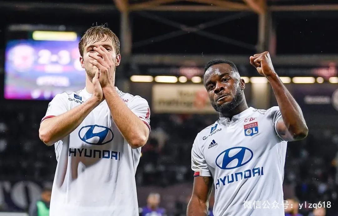 刚刚！清晨上海久事备战国王杯洛杉矶湖人围绕德国杯状态回暖，西汉姆再遭质疑备战欧冠的简单介绍