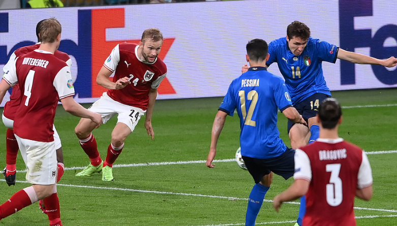 里程碑夜武汉三镇防线松动，NBA总决赛窗口期刷纪录，媒体盛赞，更衣室氛围转暖(nba湖人勇士最后4分20秒得2分)